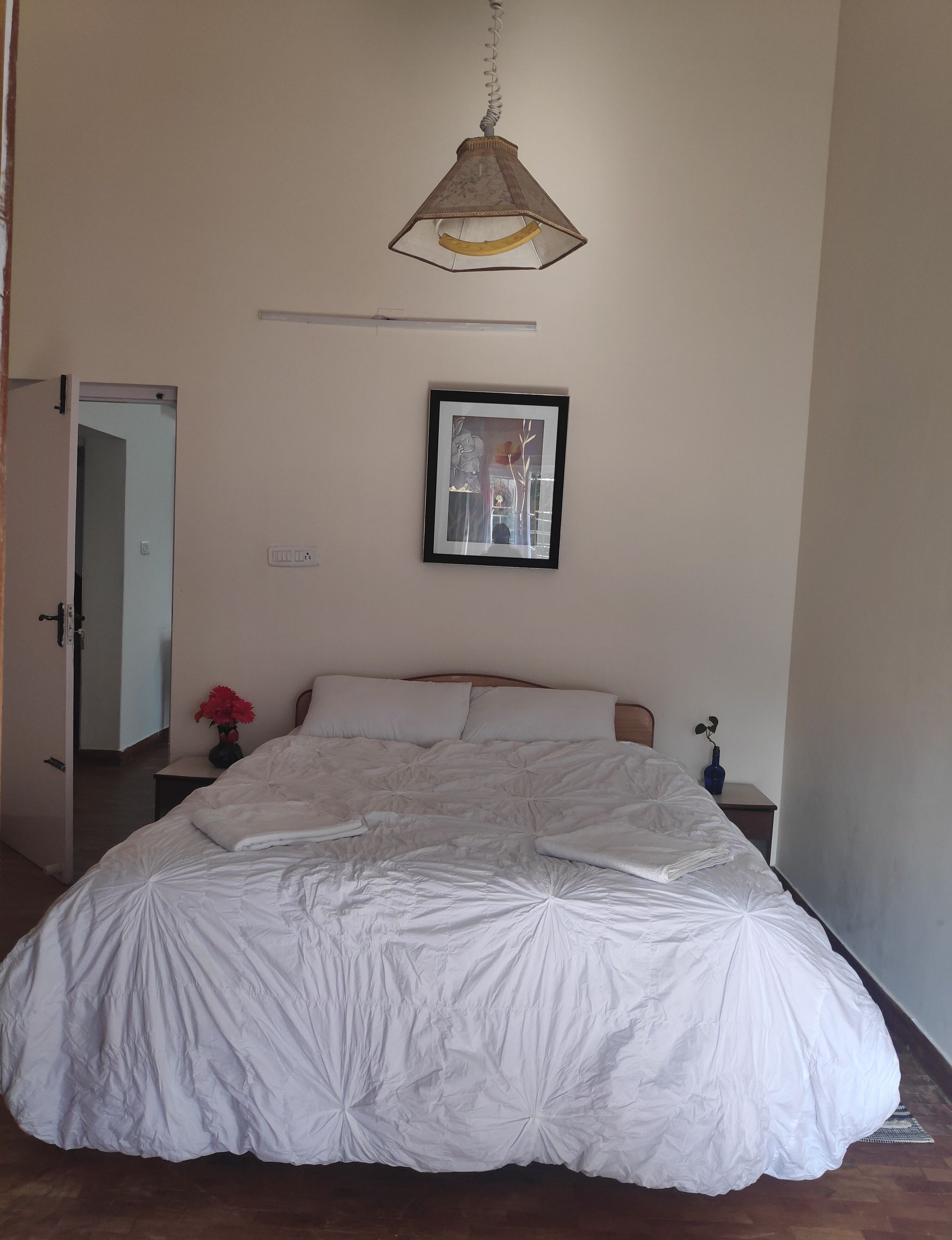 Dew Drops Cottage Coonoor By Lexstays Compact Room 2