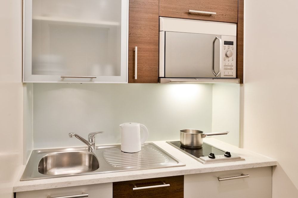 Aparthotel Adagio Geneve Mont Blanc Studio, 1 Double Bed 3