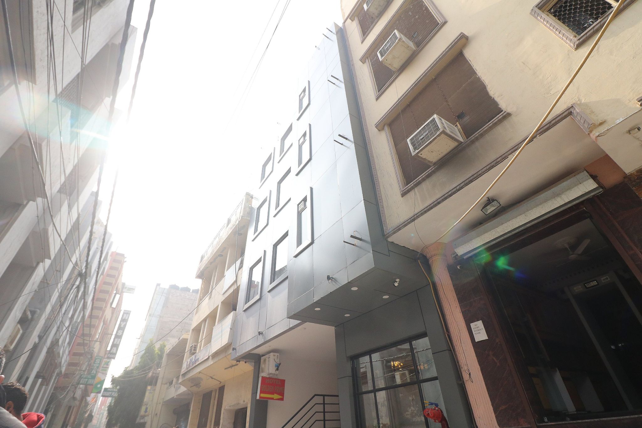 undefined Hotel King Plaza 8