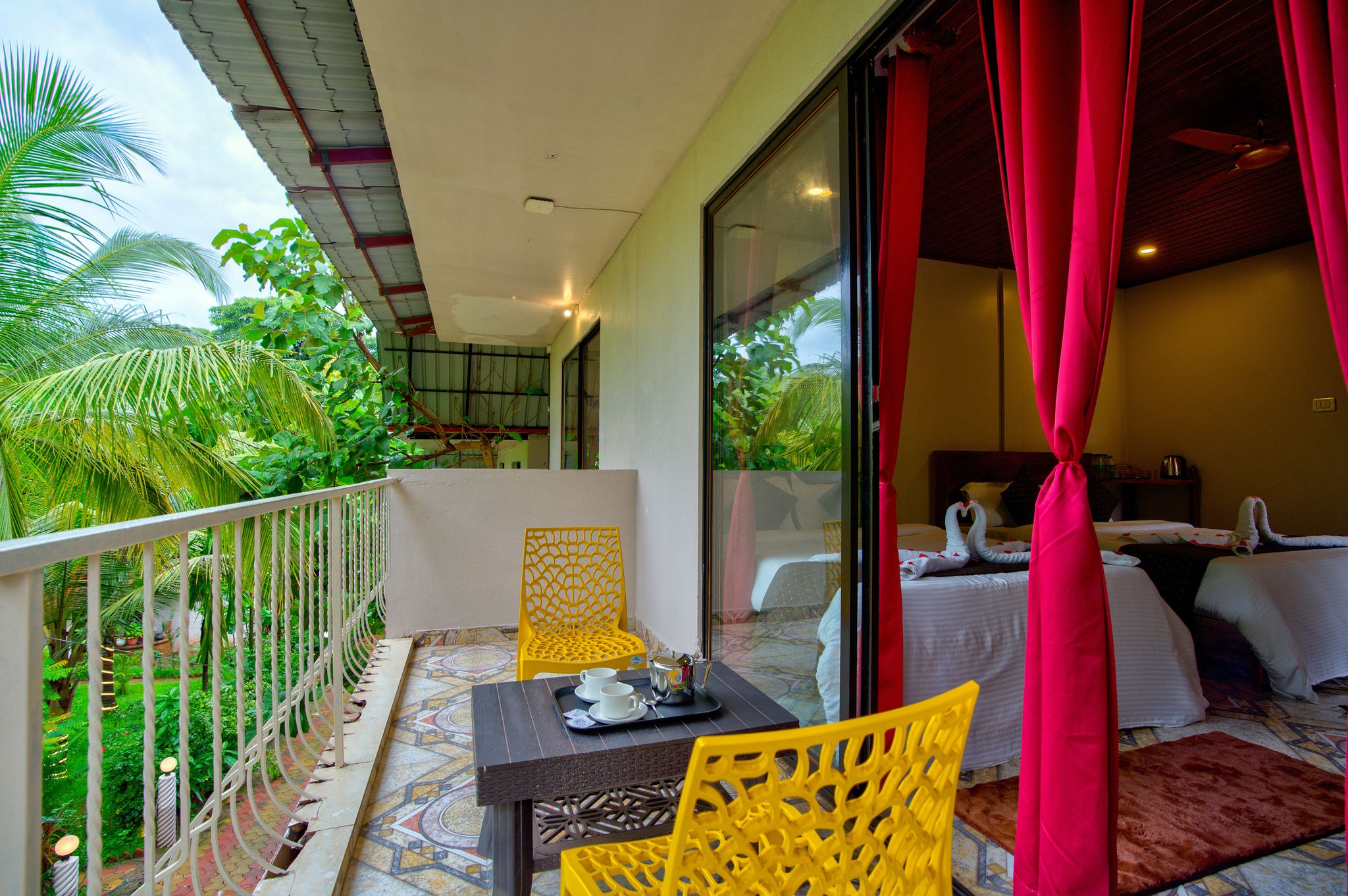 La Station Vagator Deluxe Room 2