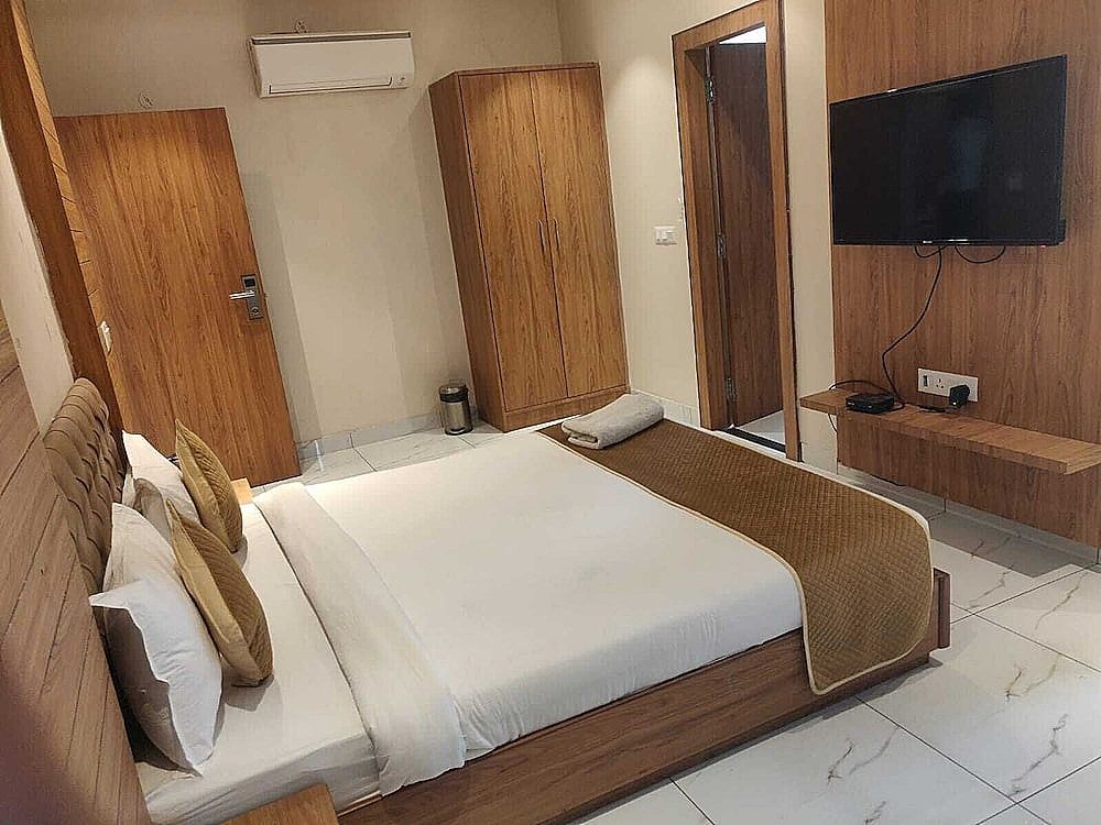 Hotel Ekana Deluxe 10