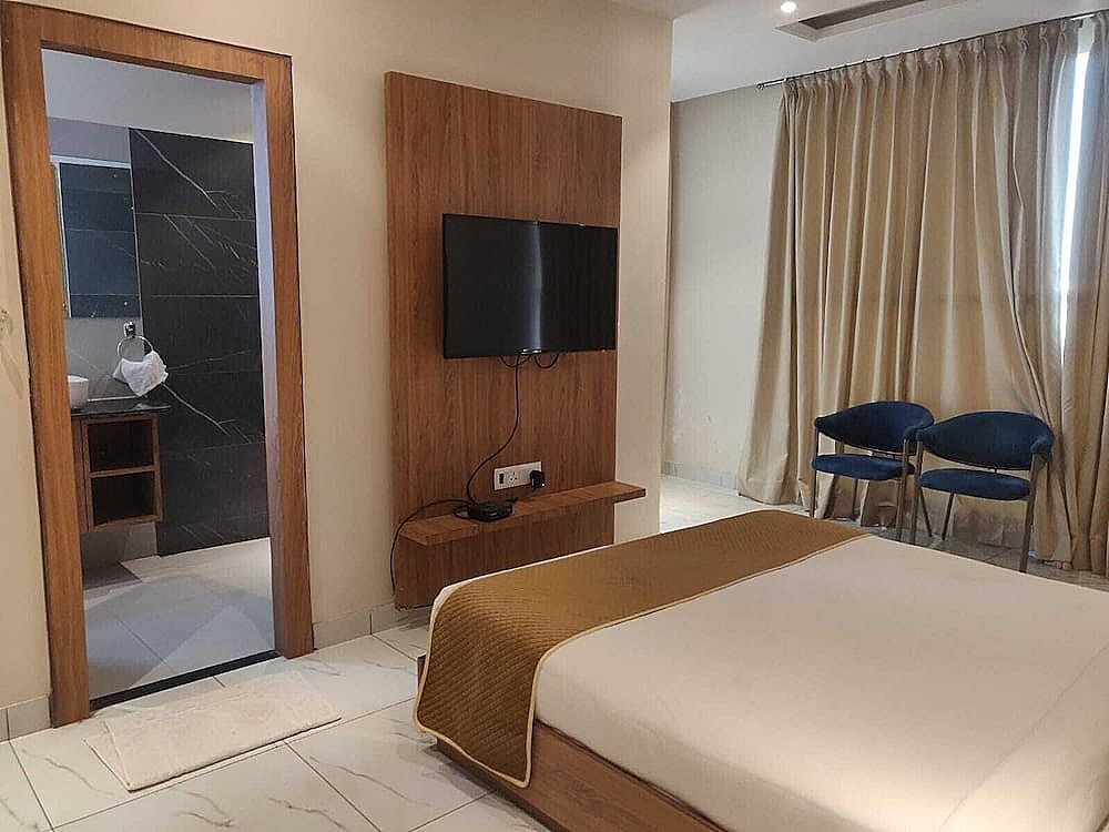 Hotel Ekana Deluxe 15