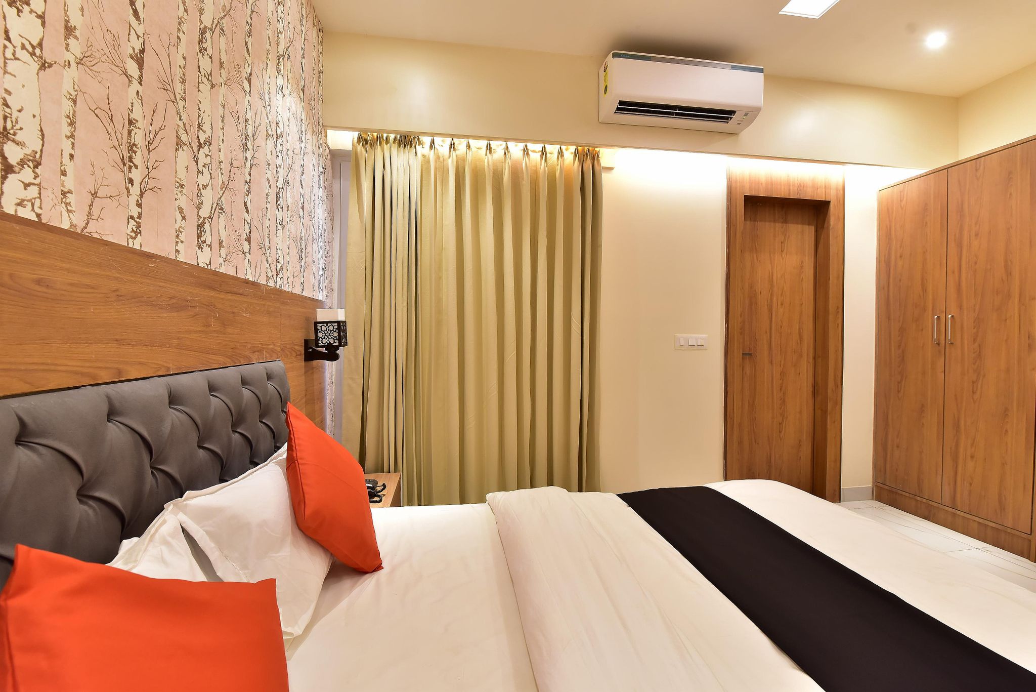 Hotel Ekana Deluxe 9