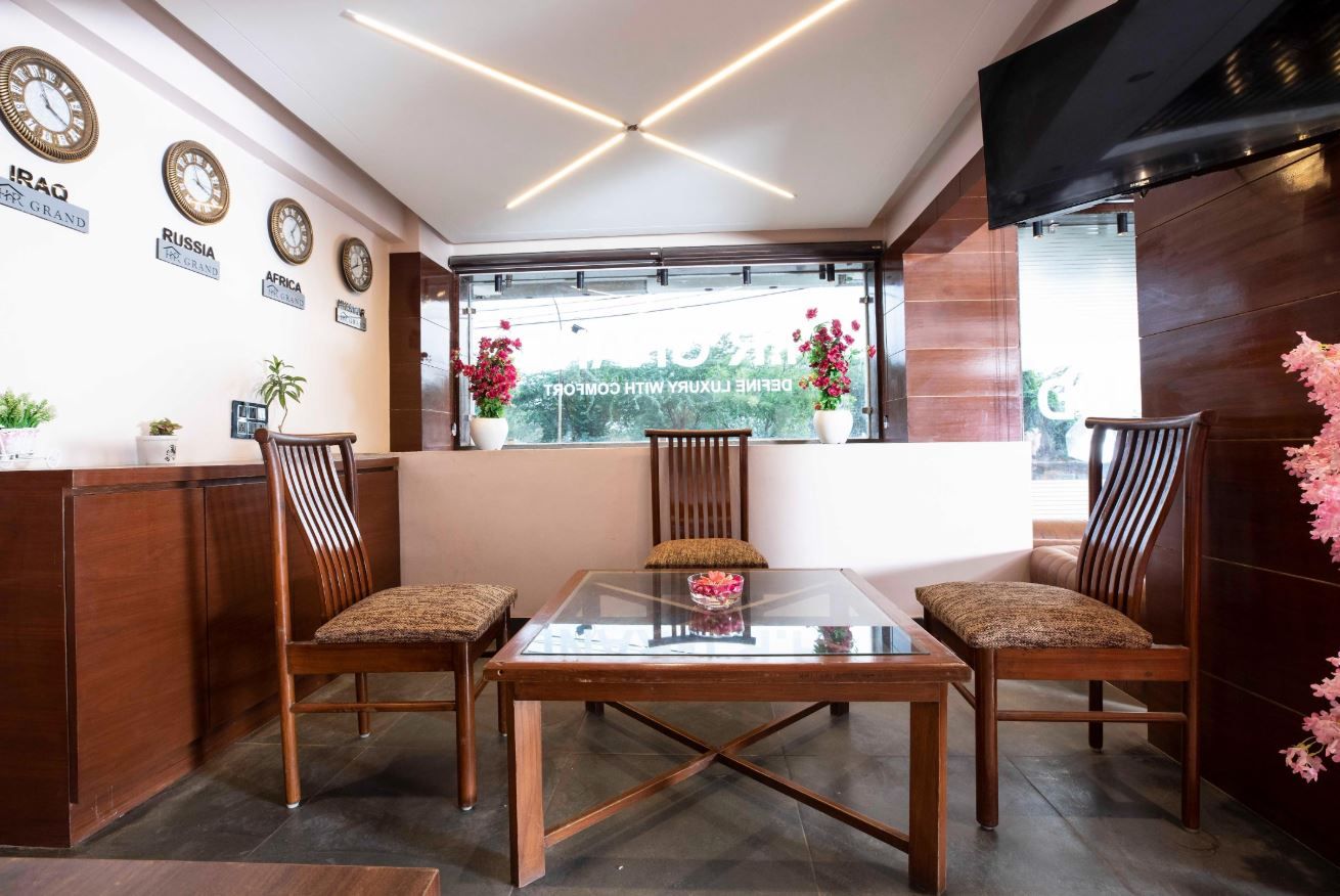 undefined HR Grand Hotel Jasola by FMJ Homestead 2