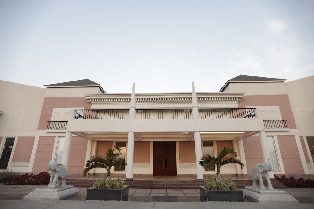 undefined Hotel Pasricha 10