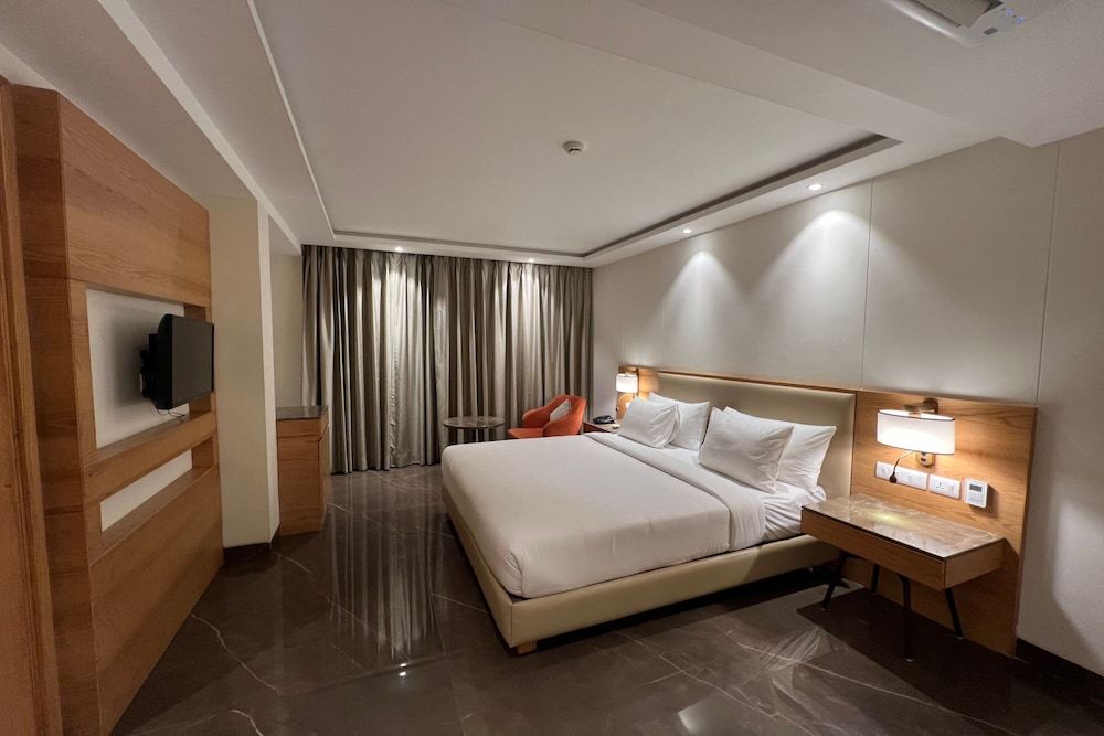 Hotel Pasricha Deluxe Room