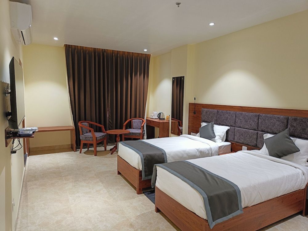 undefined HOTEL GOLDEN ORCHID 3