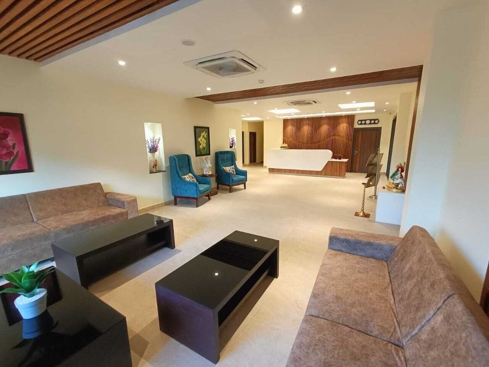 undefined HOTEL GOLDEN ORCHID