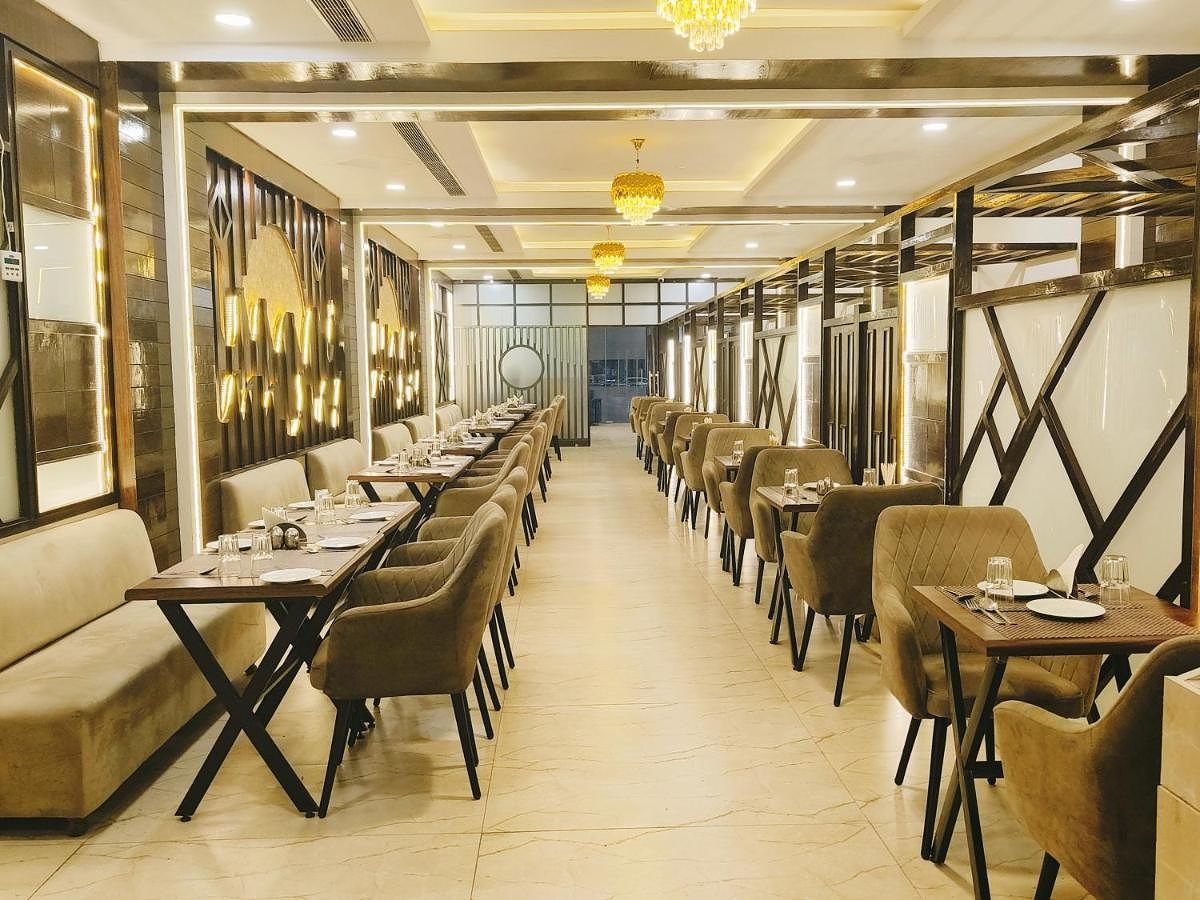 Food & Dining