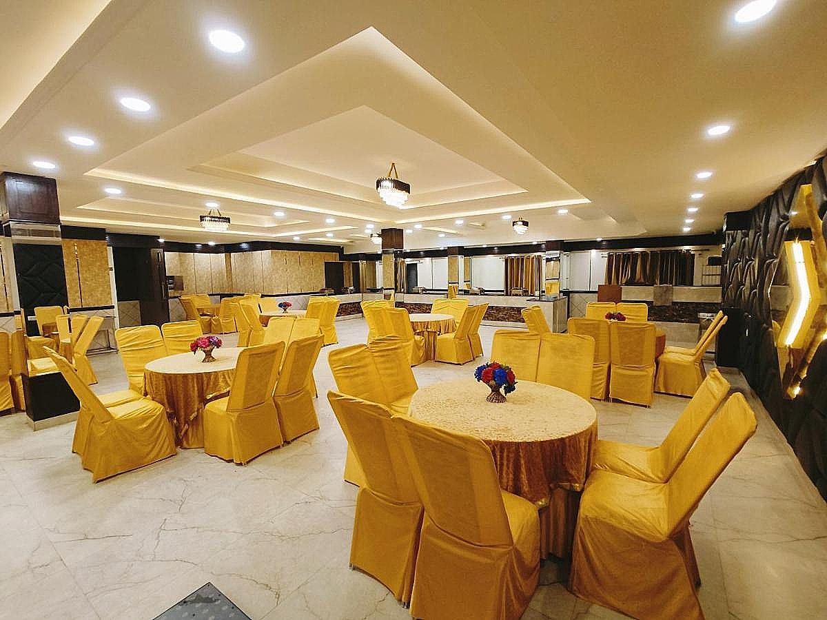 Food & Dining