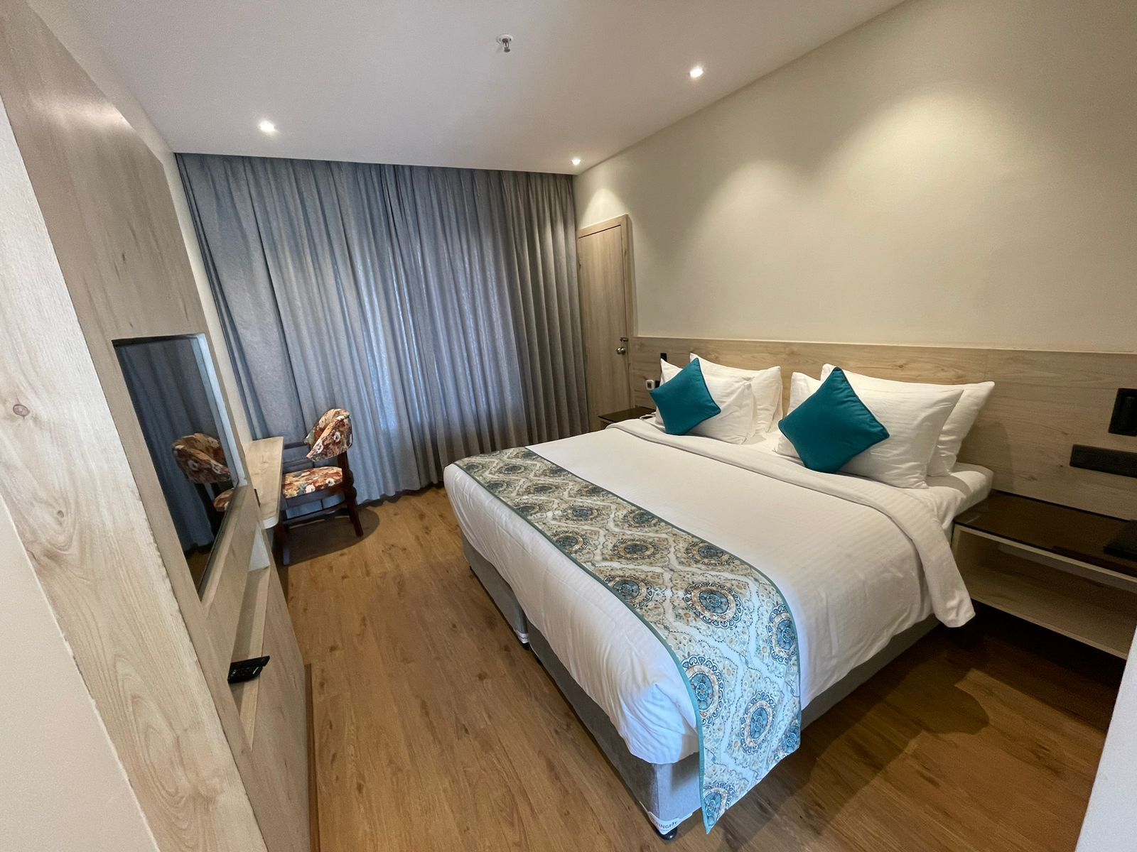 Zest Club Standard AC Room 2