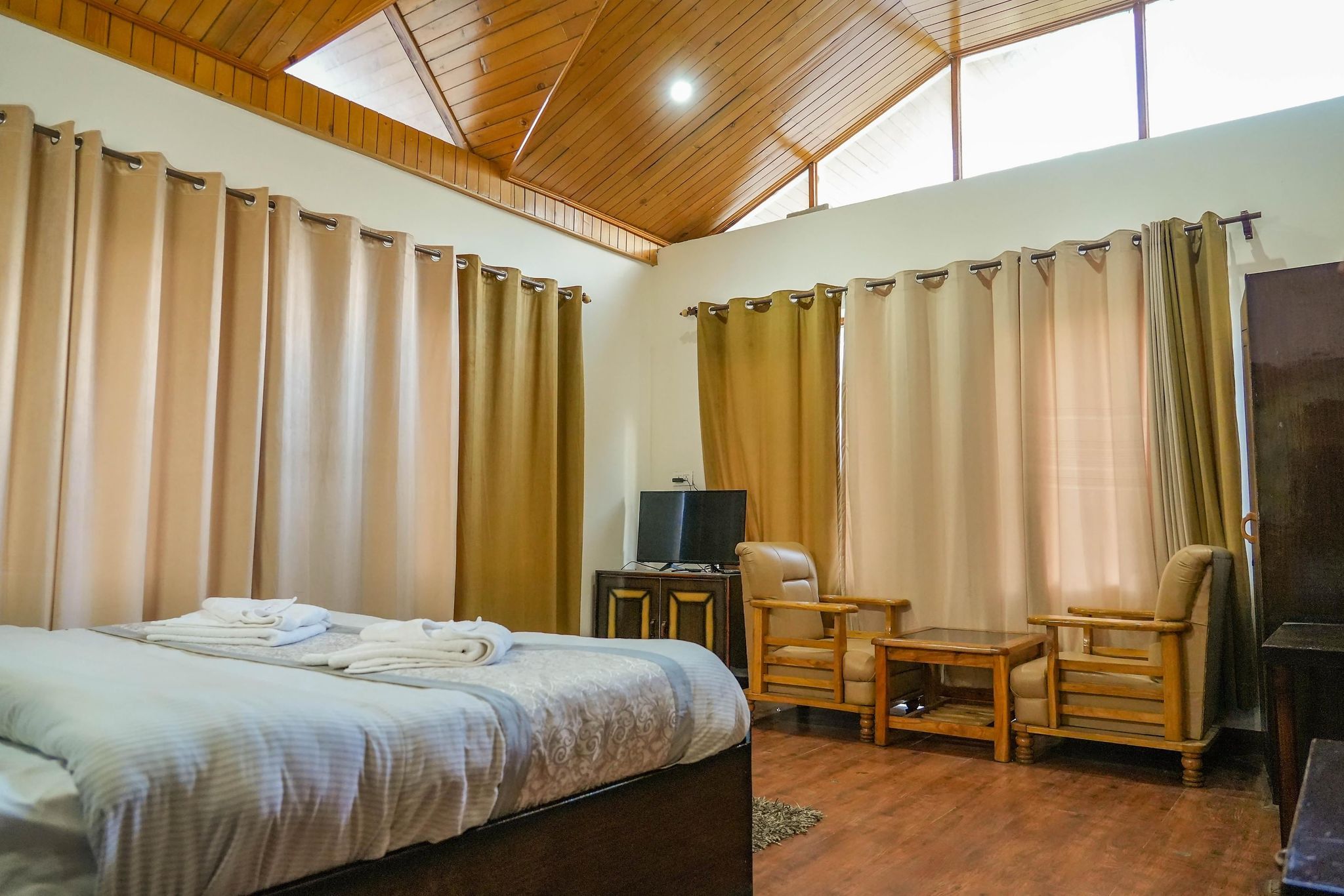 Superior Deluxe Room with Balcony