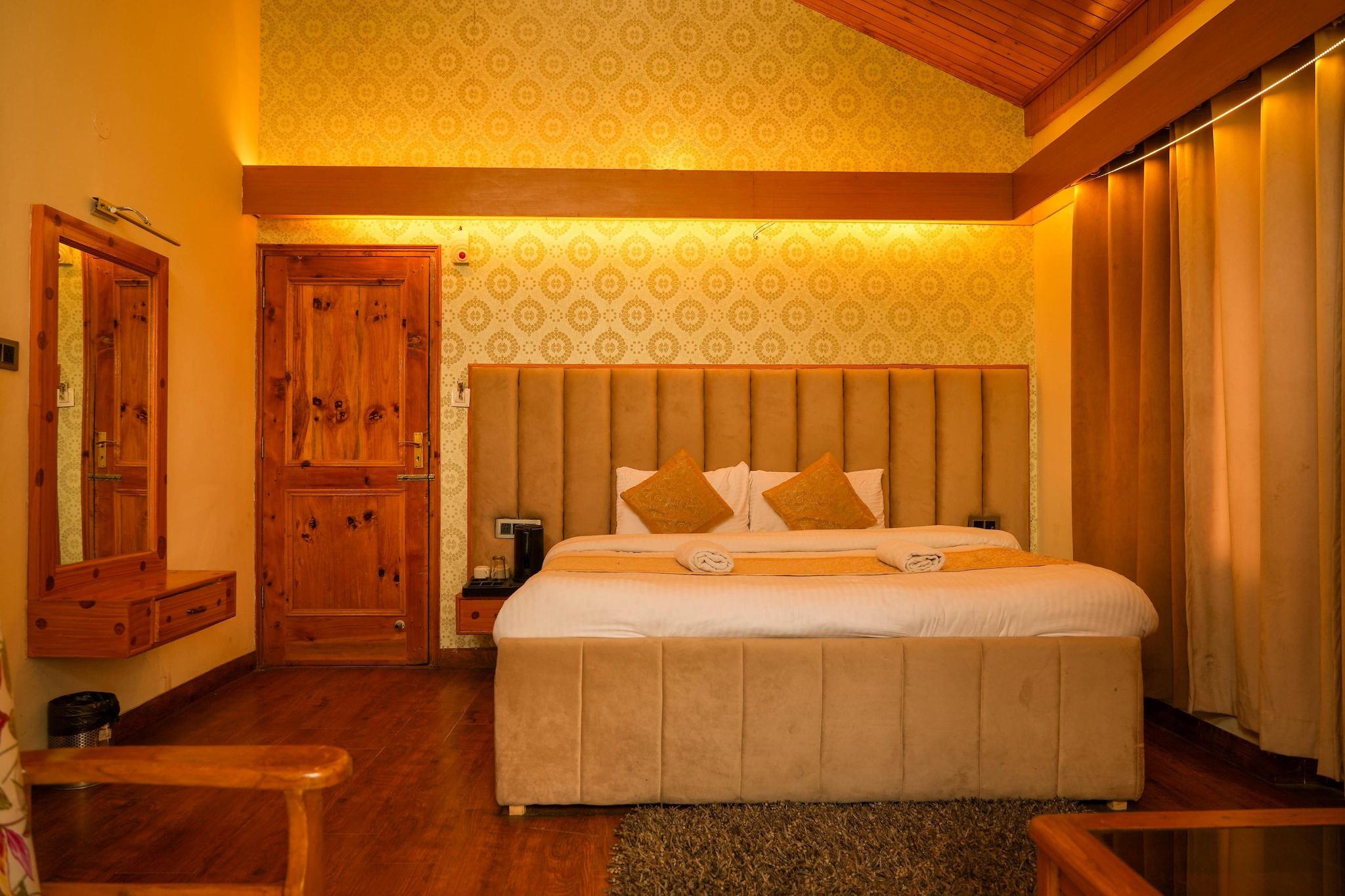 Deluxe Room with Balcony