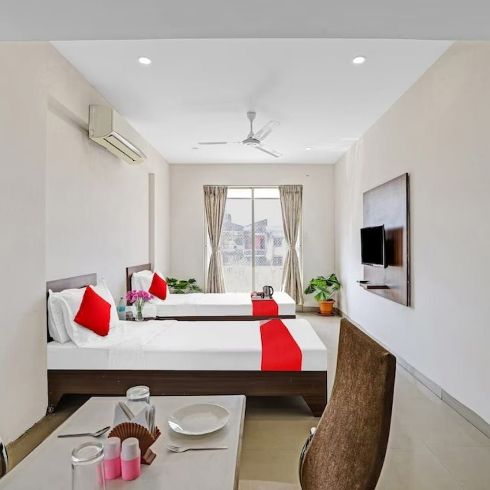 Hotel Residency Super Deluxe Room