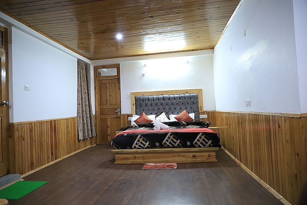 undefined Seven Hills Resort 8