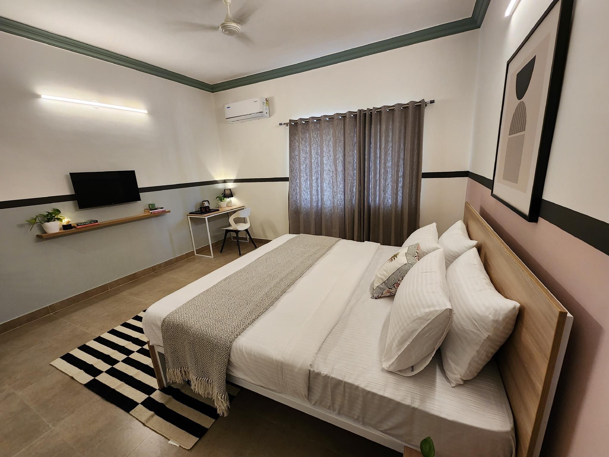 Olive Zip Indiranagar Metro by Embassy Group Executive Queen 2
