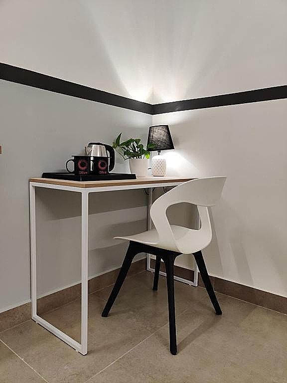 Olive Zip Indiranagar Metro by Embassy Group Executive Queen 4