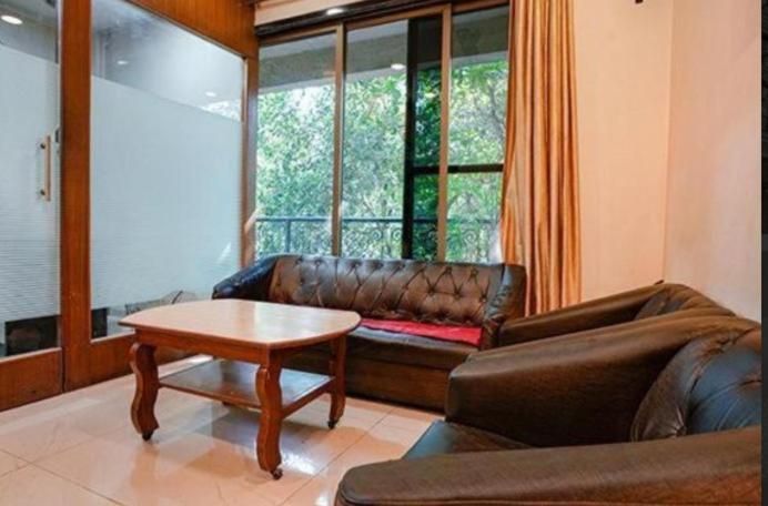 Hotel Prabhu Sharan