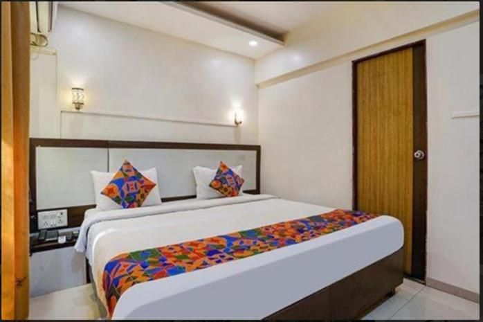 Hotel Prabhu Sharan