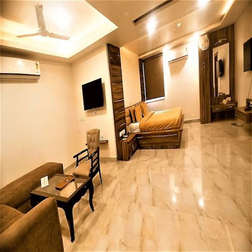 Suite Room