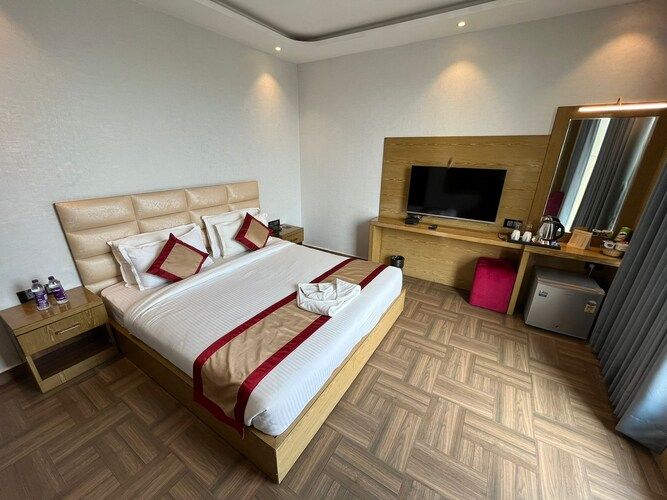The Landmark Hotel Muzaffarpur Deluxe Room 5