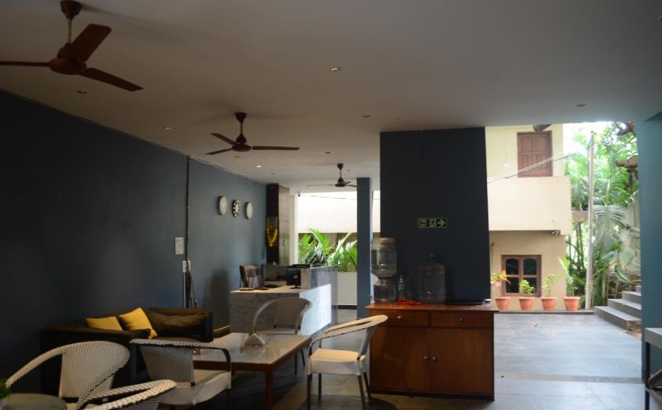 undefined Ravissant 8