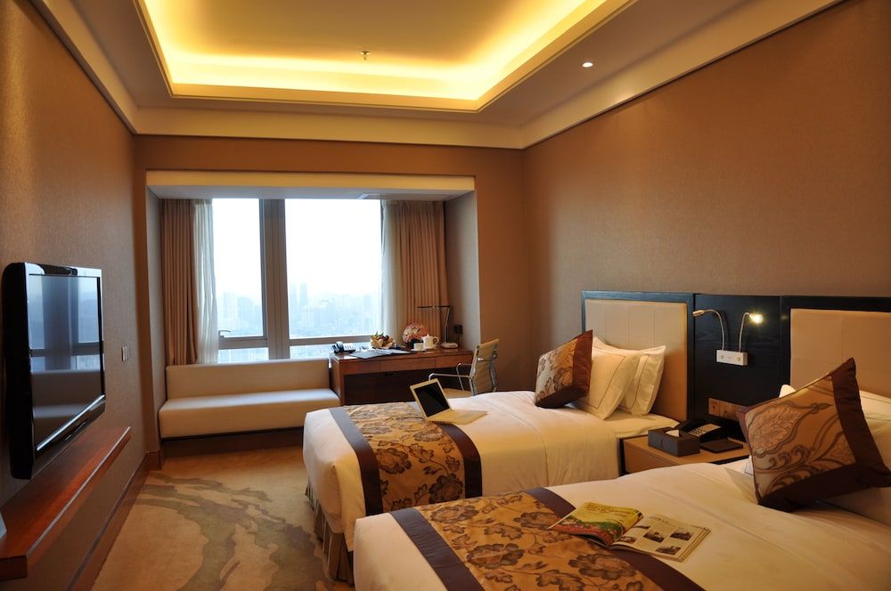 Vertical City Hotel Deluxe Twin Room 5