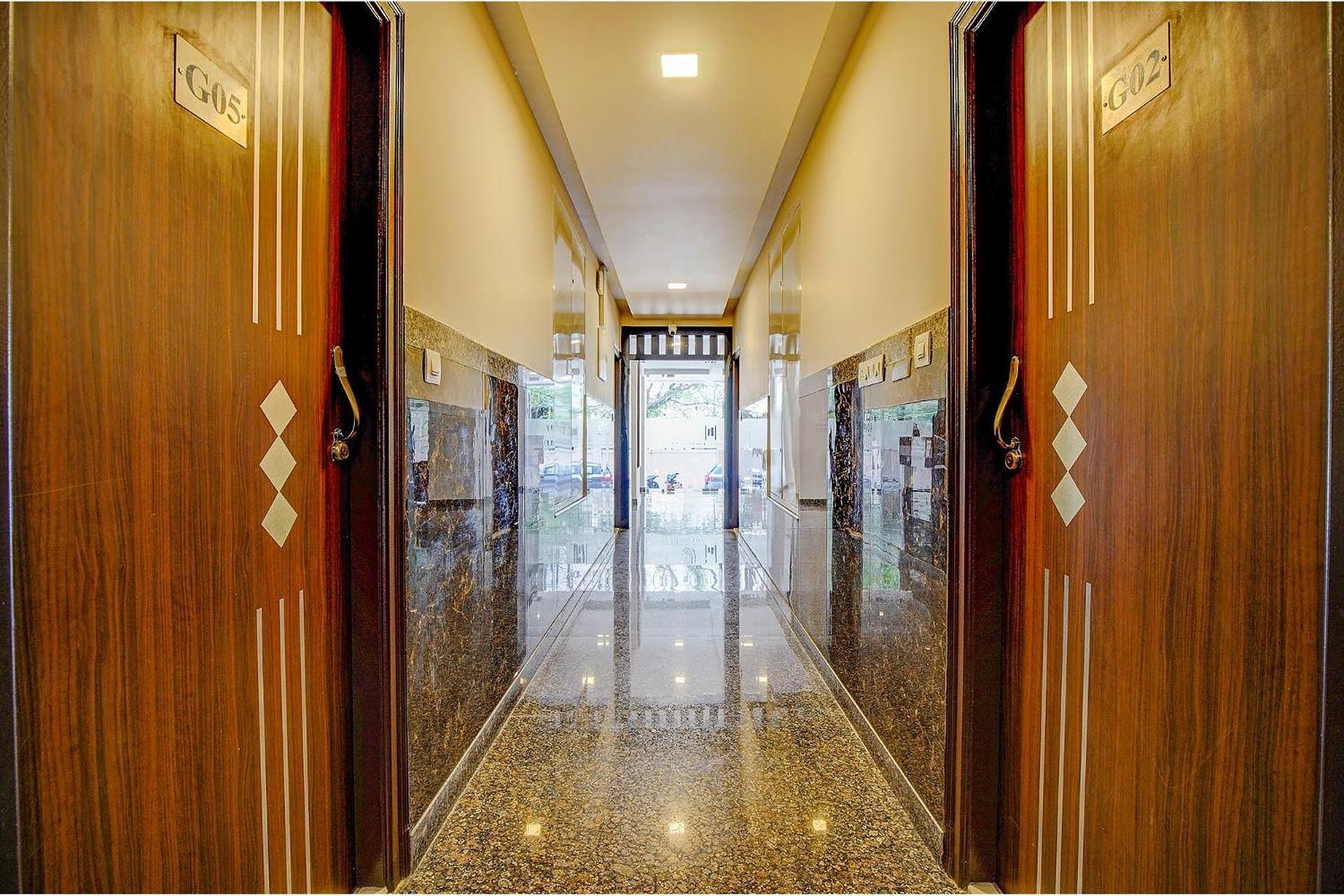 undefined FabHotel Greenwood Xpress Inn 5