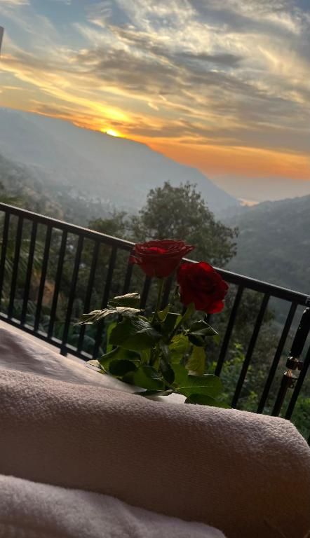 King Room with Mountain View