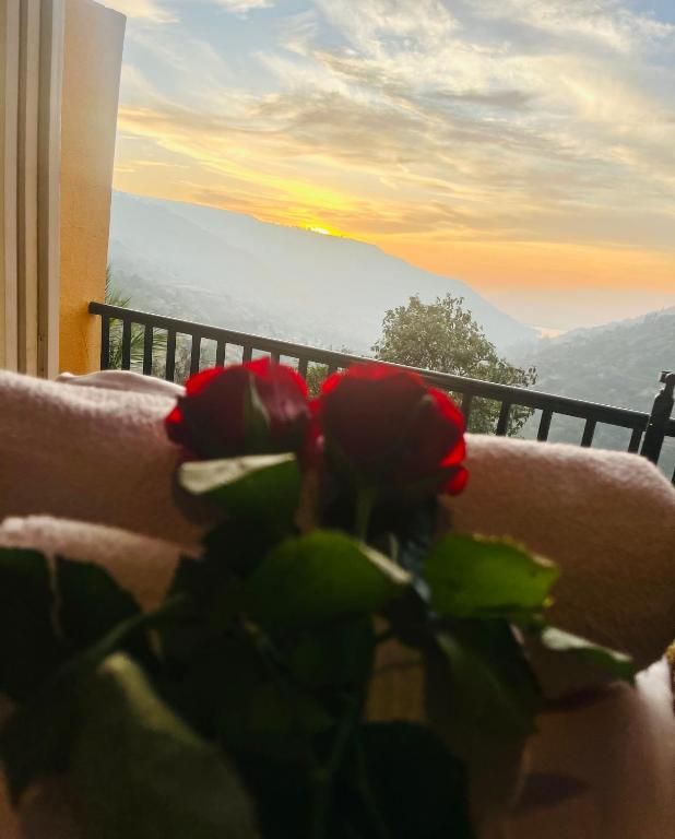 King Room with Mountain View