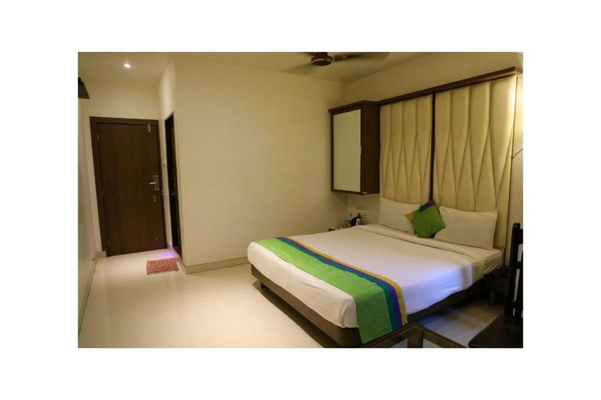 Oak Rooms ( Standard)