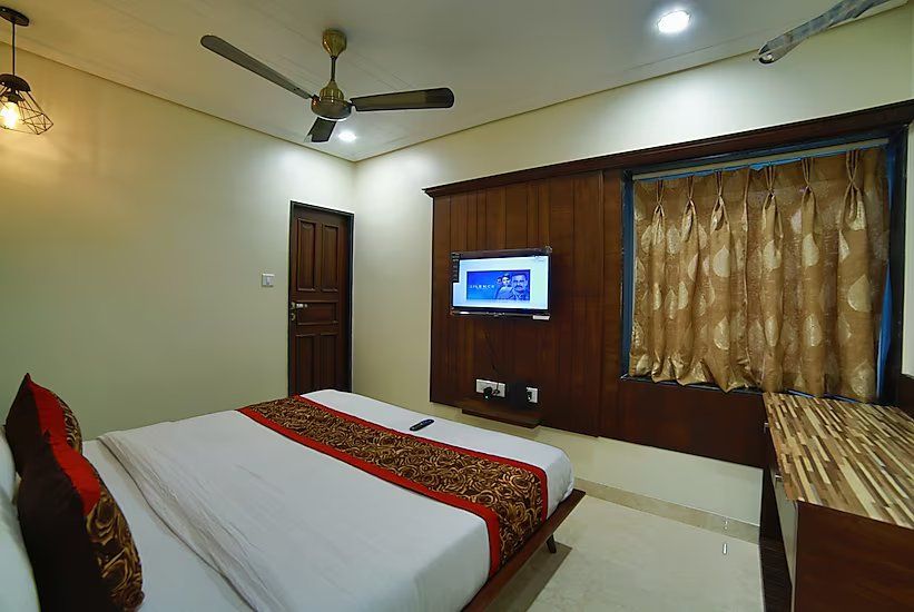 Super Deluxe AC Room
