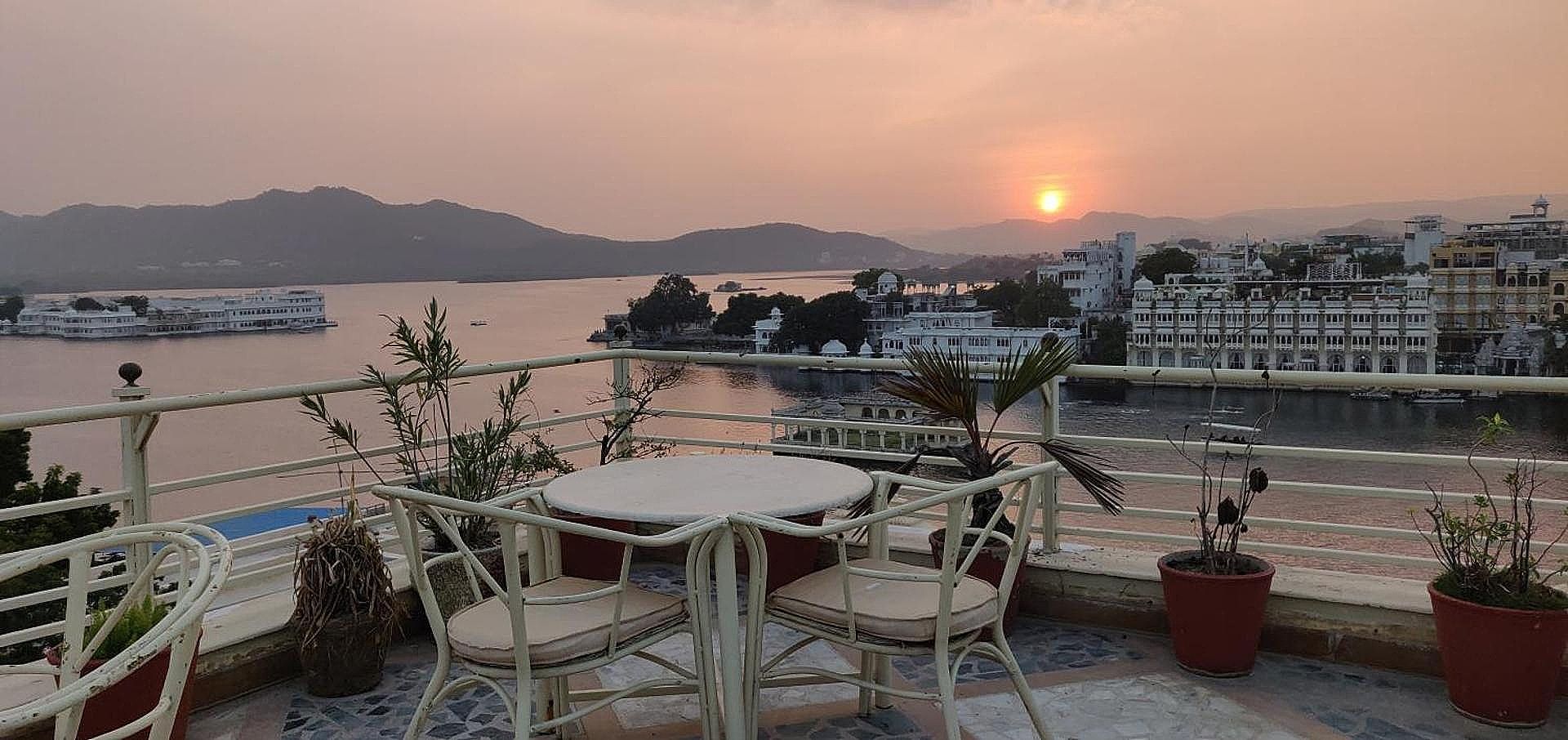 Hotel The Tiger at Lake Pichola- 20m from Gangaur Ghat (Lake Pichola)