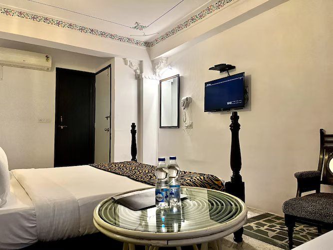 Hotel The Tiger at Lake Pichola- 20m from Gangaur Ghat (Lake Pichola)