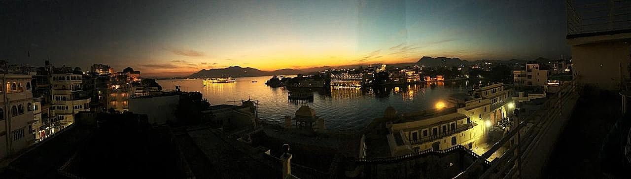 Hotel The Tiger at Lake Pichola- 20m from Gangaur Ghat (Lake Pichola)