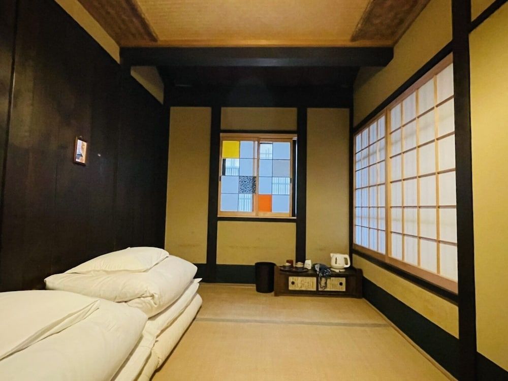 Twin Room with Shared Bathroom (2 persons), Non Smoking