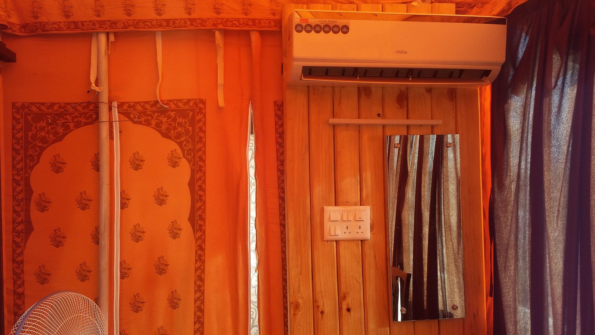 Hotel Vishala's - The Raj Kesar Regency Terrace Room 6