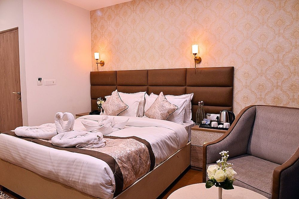 Rufina Pinasa Residency Deluxe Room