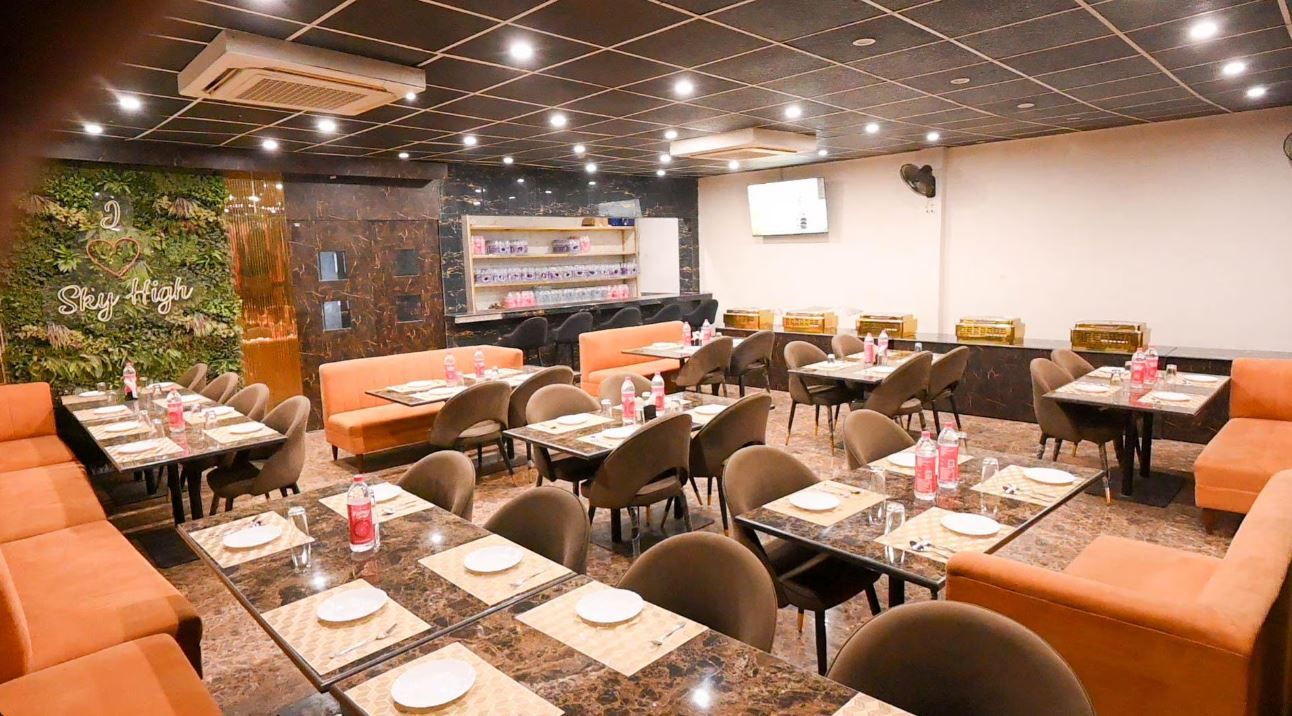 Food & Dining