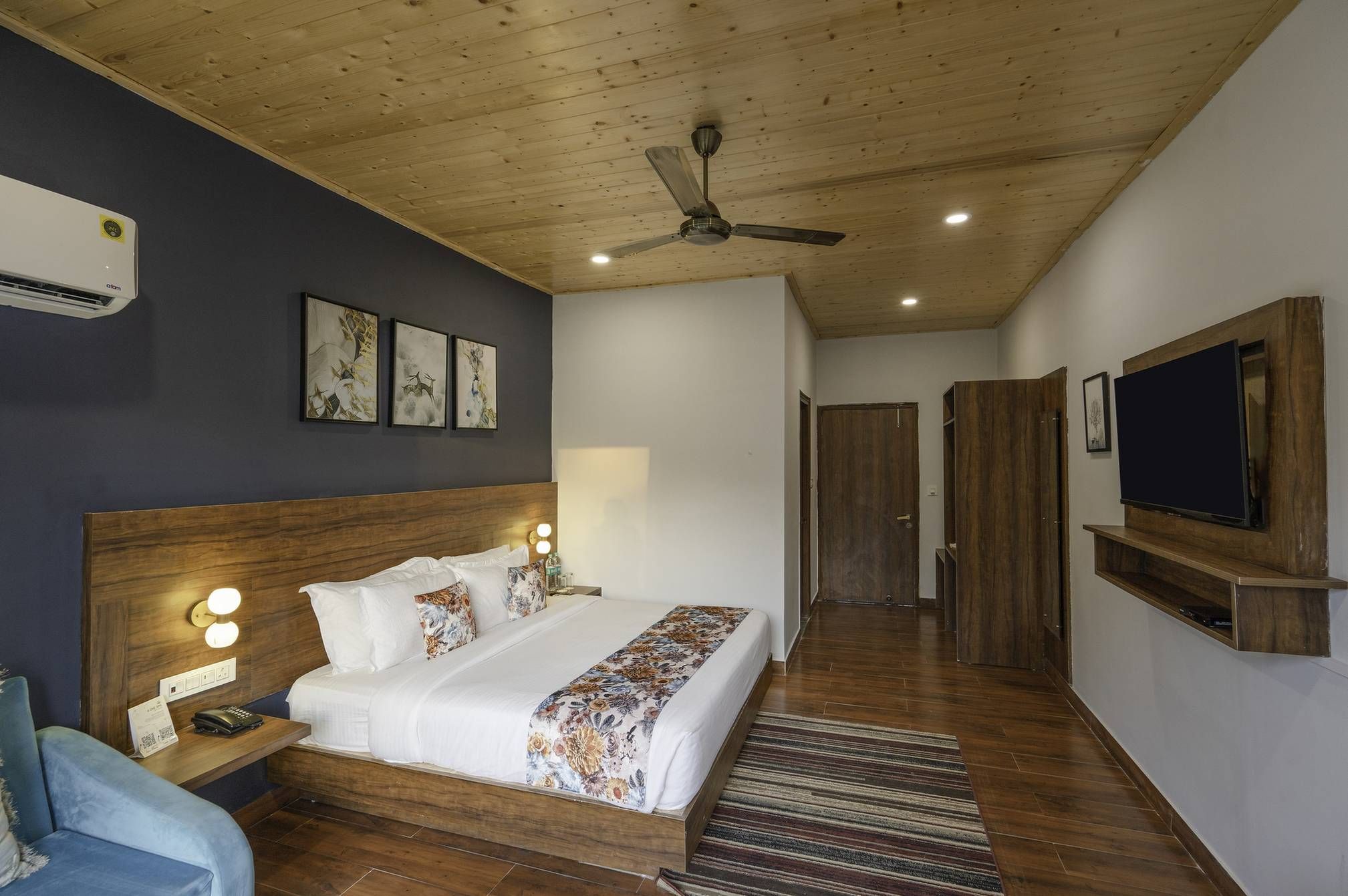 Anantum Gateway Resorts Deluxe Room 6