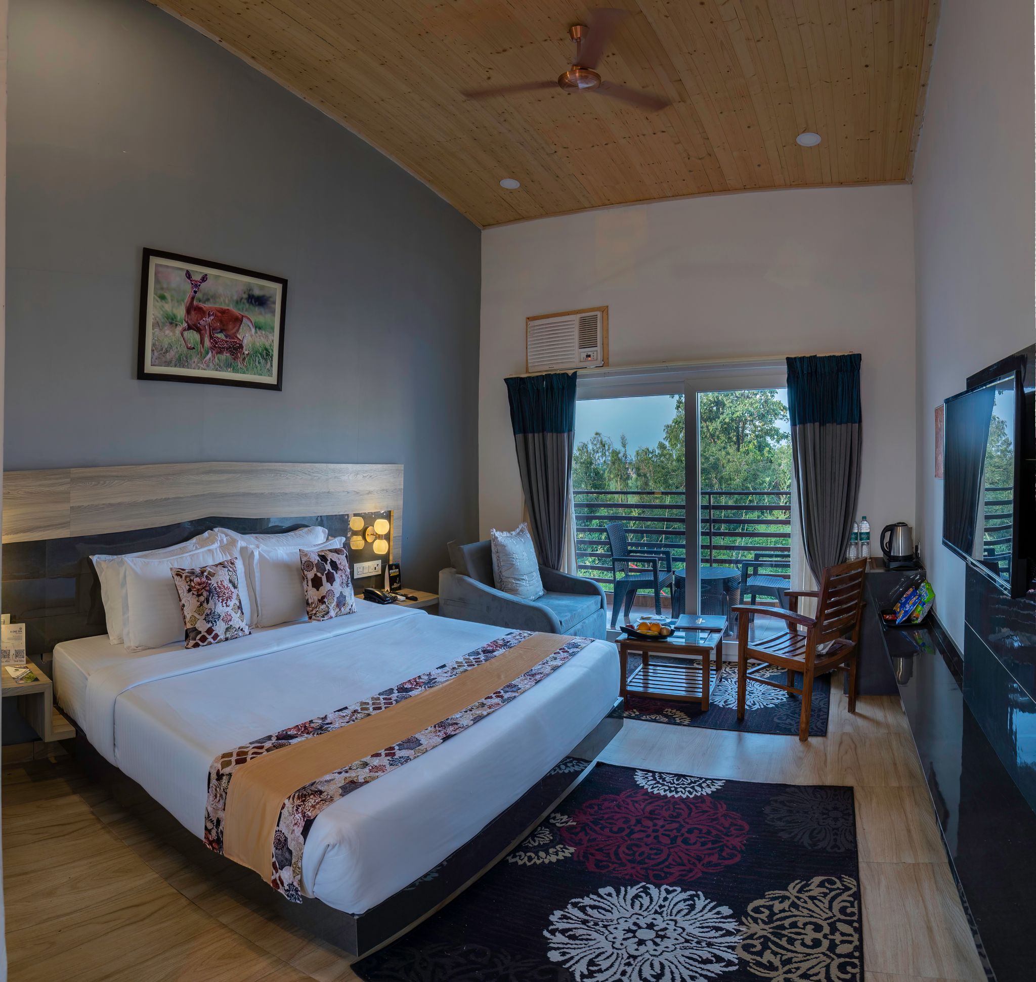 Anantum Gateway Resorts Deluxe Room 2