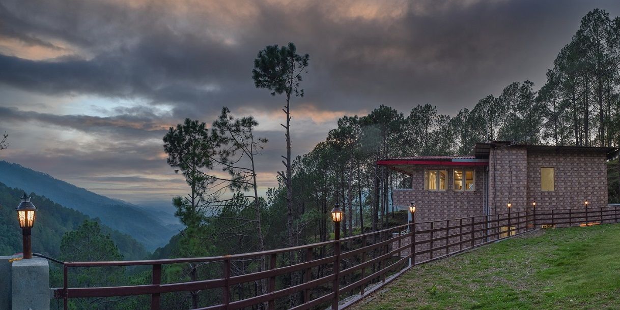 undefined Red Roof Resort 6