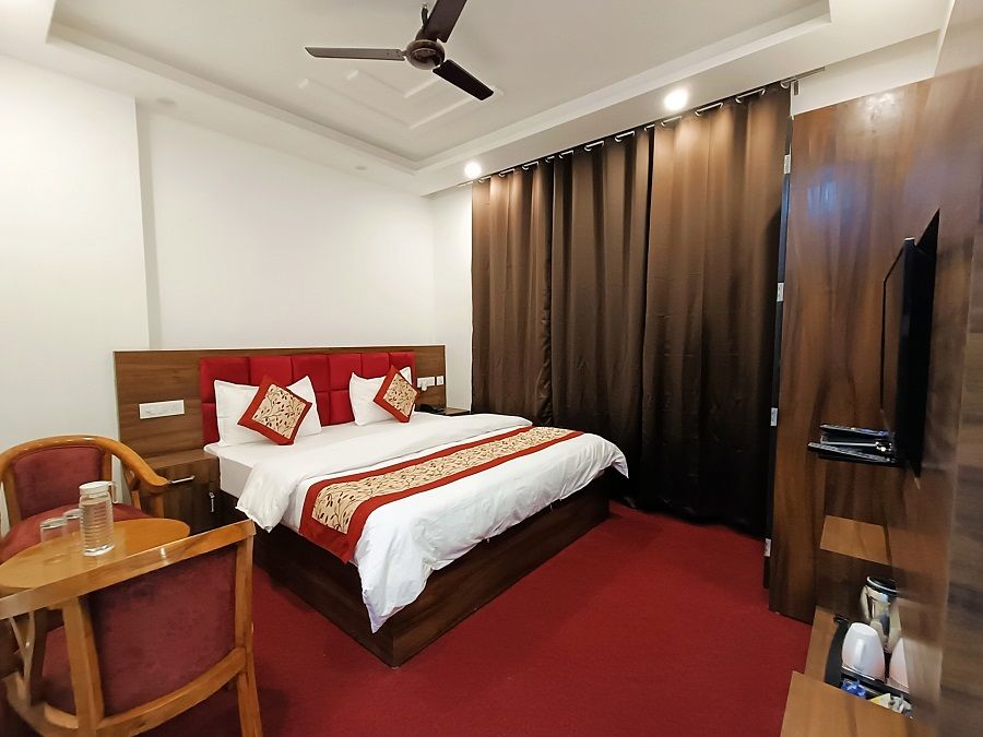 undefined Red Roof Resort 5