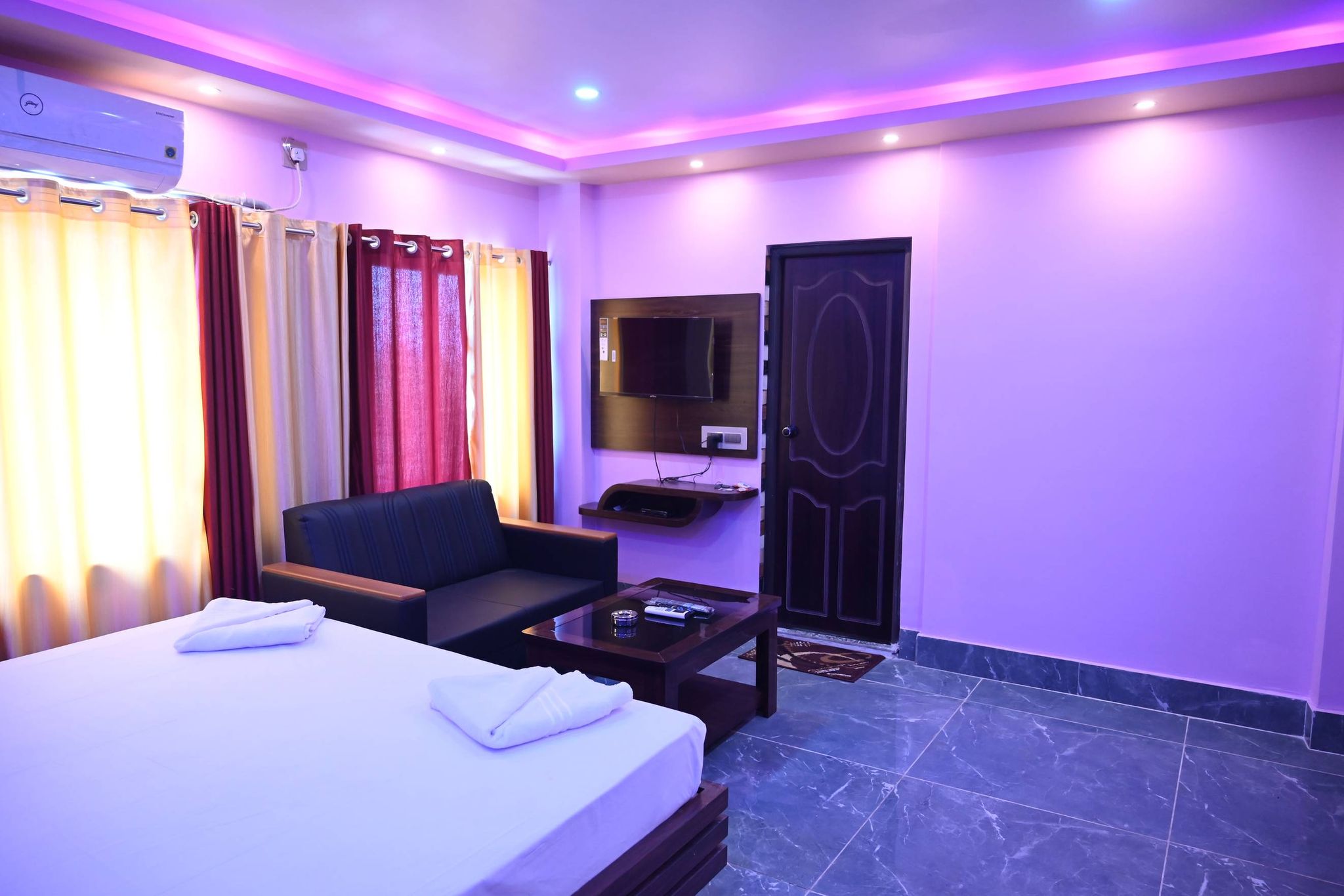 Tulusi Inn Super Deluxe 2