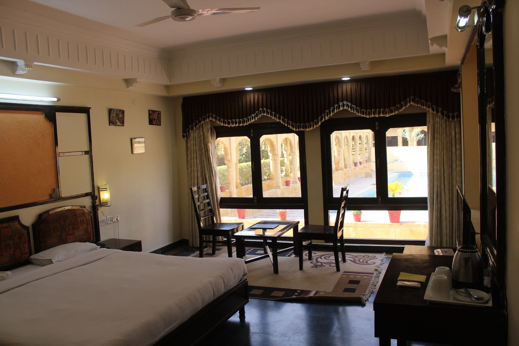 Mahadev Palace Deluxe Room 6