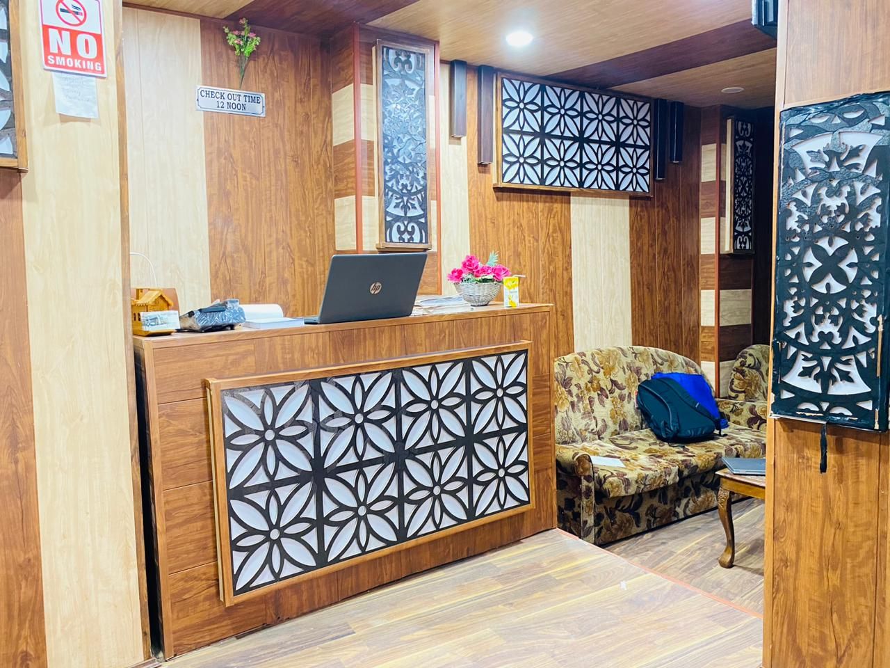 undefined Hotel Silver Inn 3