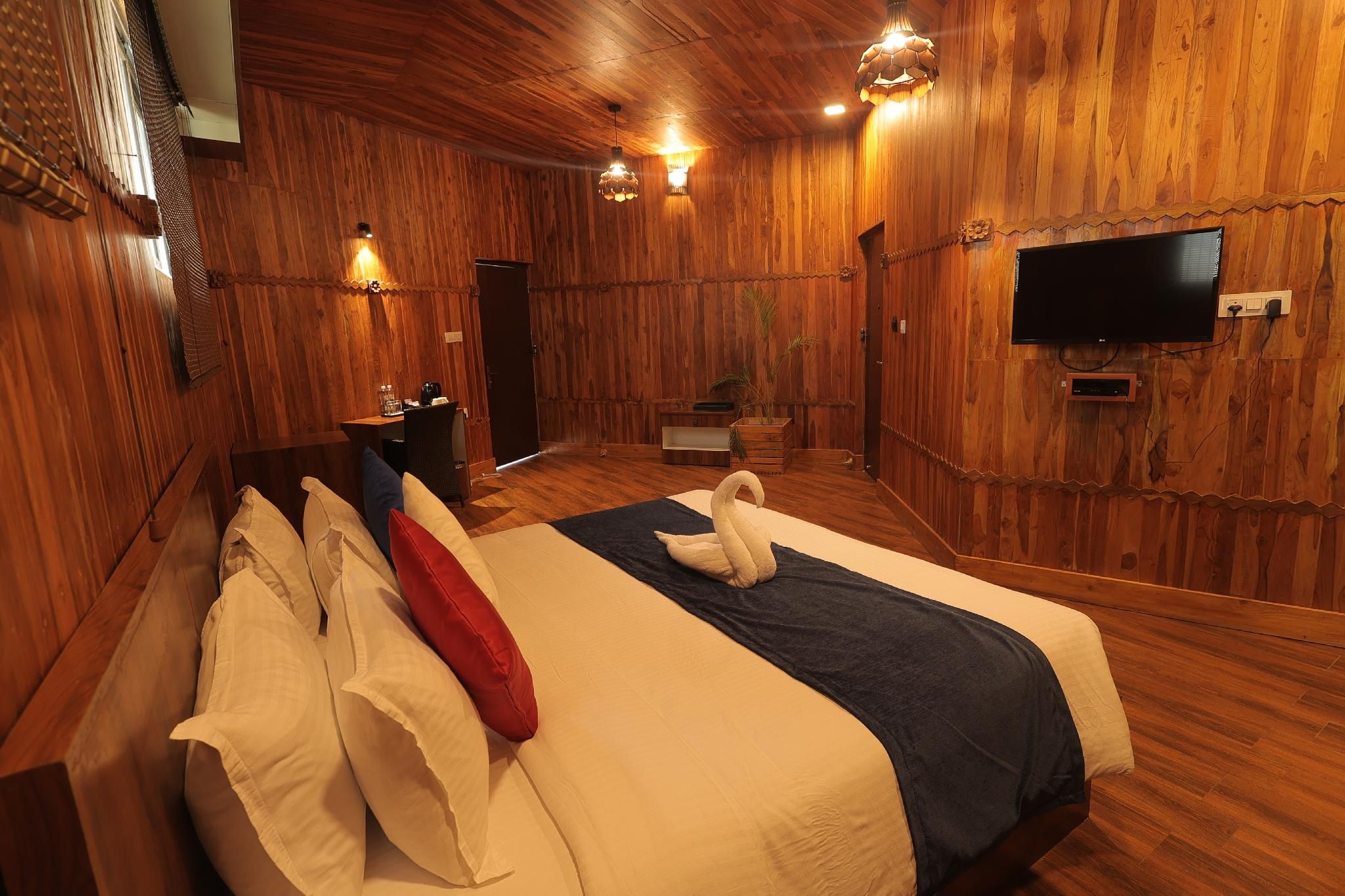 Premium Wooden Deluxe