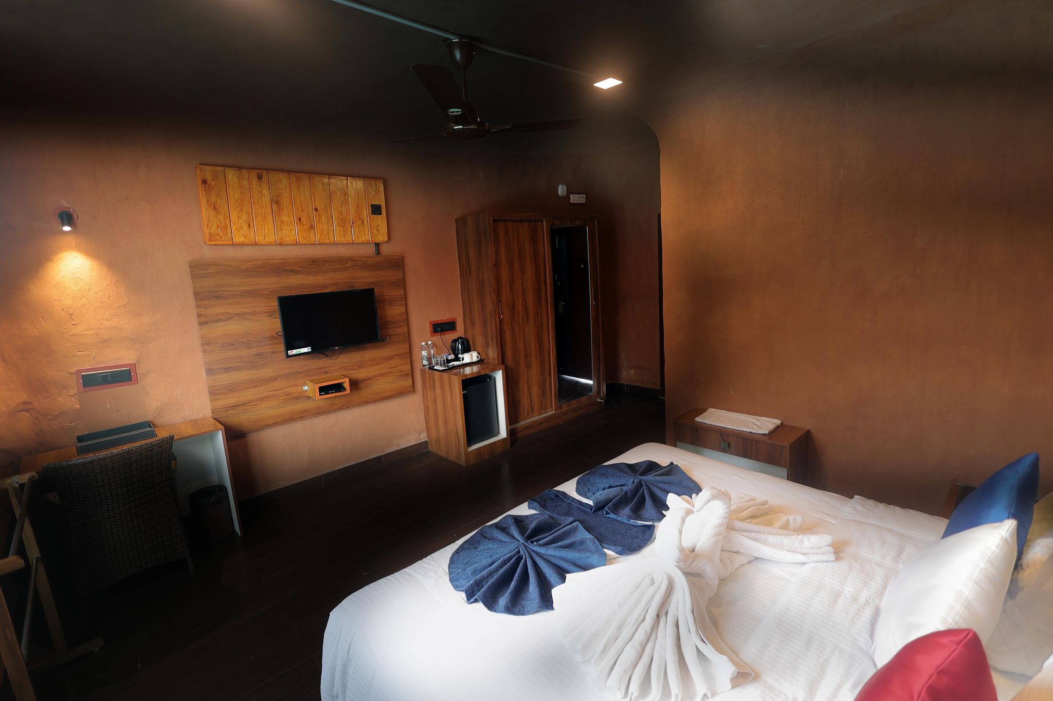 Pool View Room