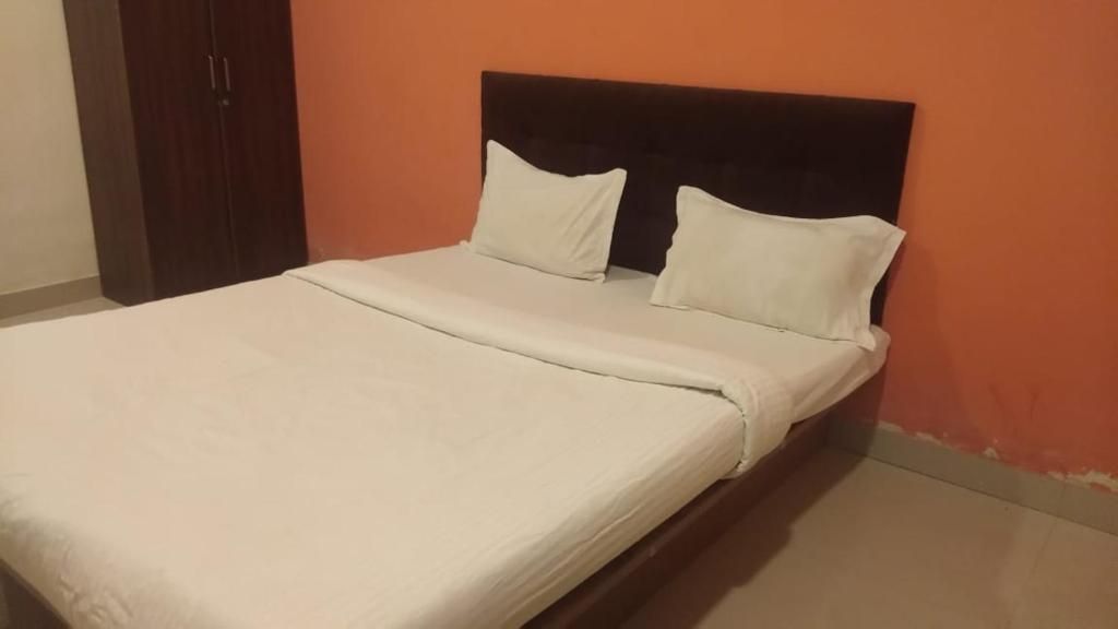 Serenity by Devansh Pool View Deluxe Double Room AC