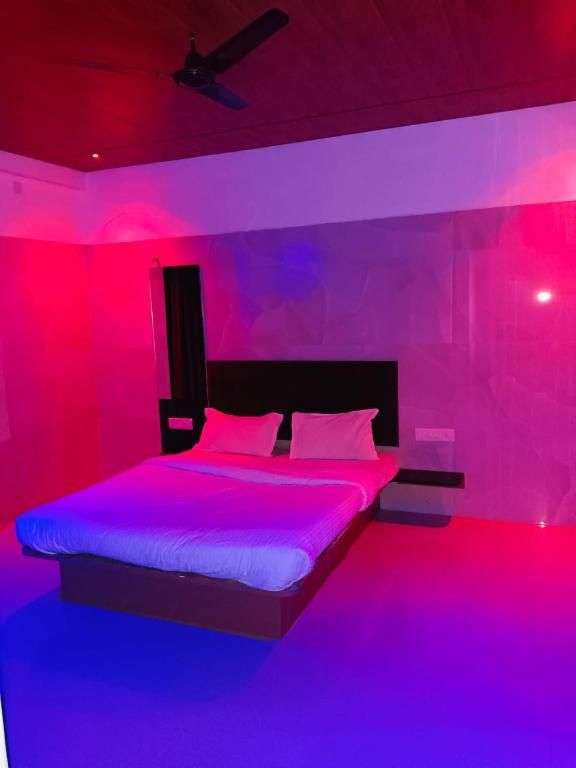 Serenity by Devansh Pool View Deluxe Double Room AC 4